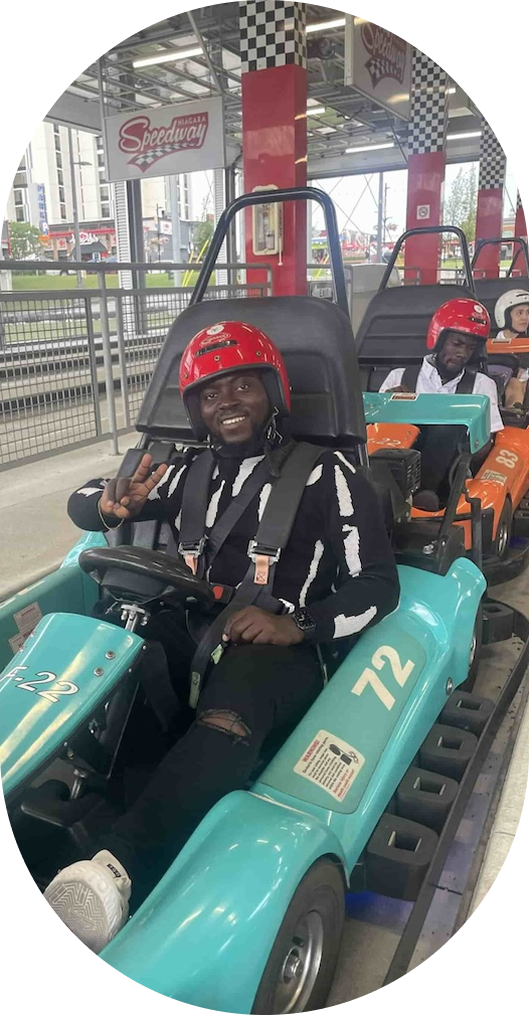 Yusuf Gokarts at Niagara Falls